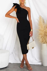 Barbie Day – Stretch-Midikleid mit One-Shoulder-Träger und Schleifendetail